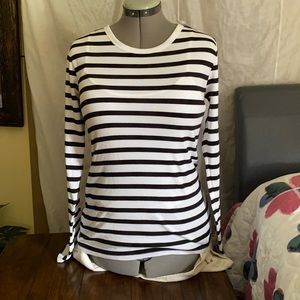 Gap women’s shirt